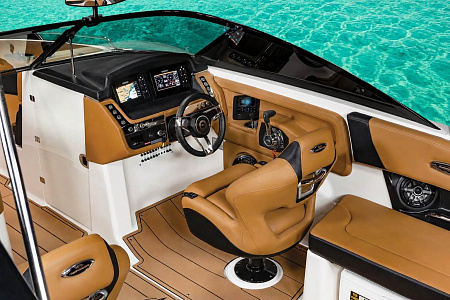 Катер Chaparral 28 Surf